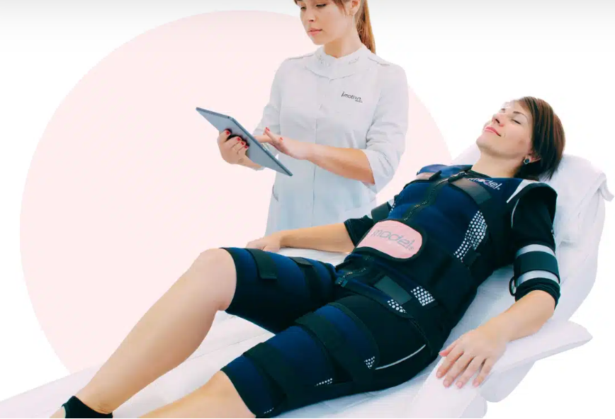 EMS-dräkt med elektroder